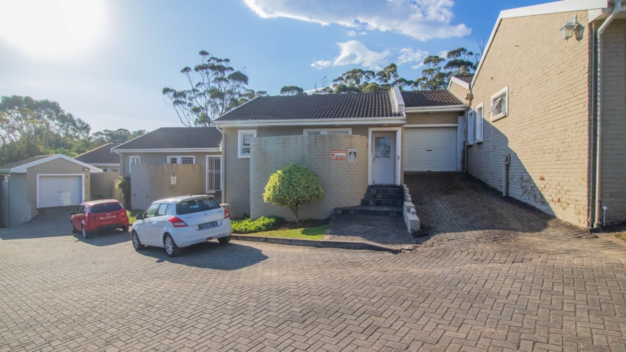 To Let 2 Bedroom Property for Rent in Abbotsford Eastern Cape